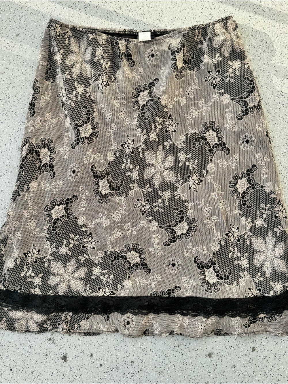 Cocomo Gray and Black A-Line Floral Lace-Trim Skirt